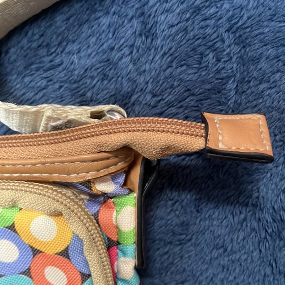 ✨ 3/$24✨ Lily Bloom Crossbody Purse - Picture 5 of 8